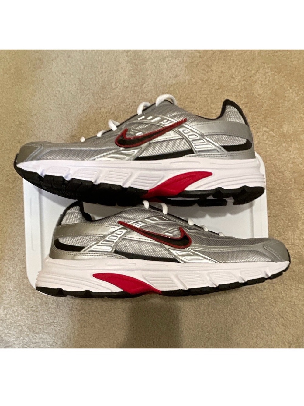 Nike Initiator Men’s Low Top Lace-Up Athletic Sneakers Mesh Rubber Colorblock